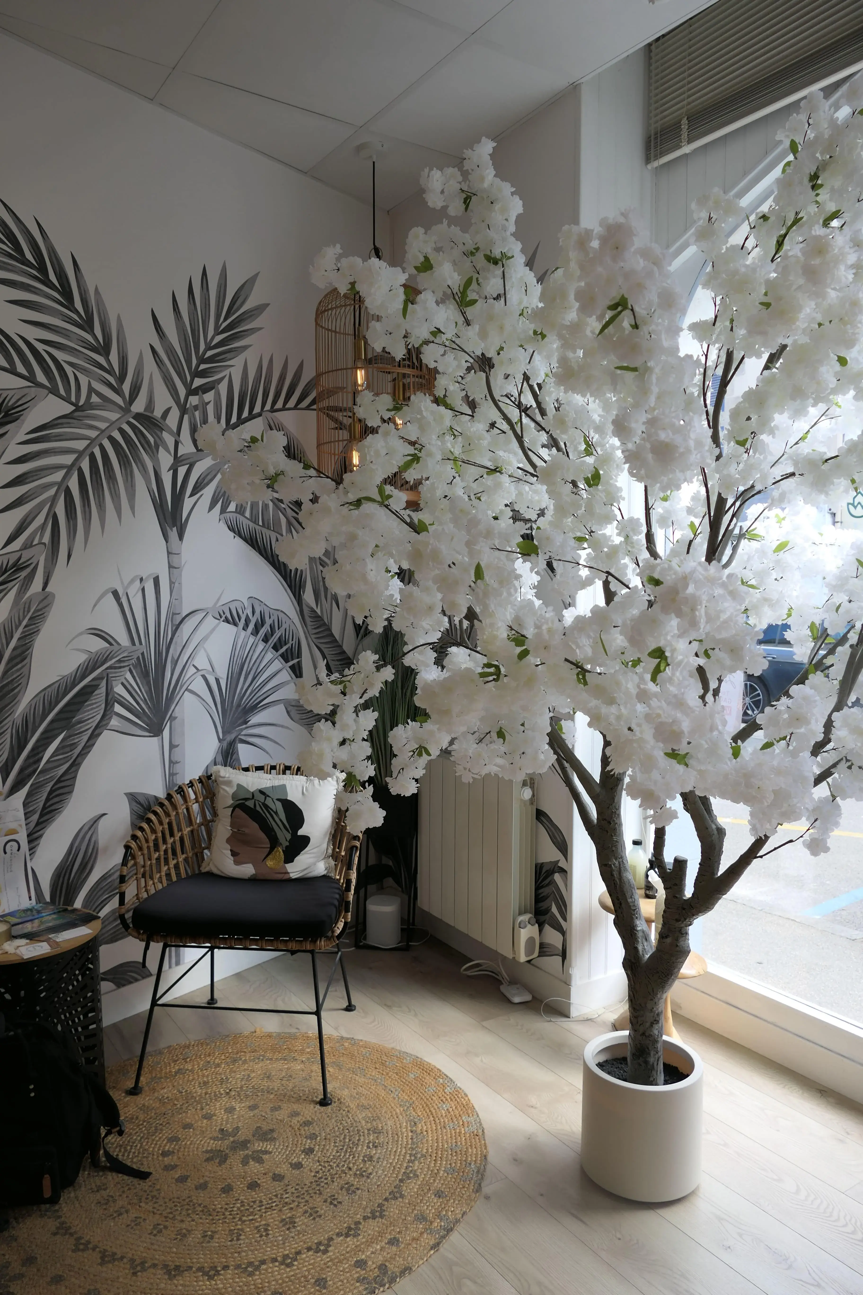 Intérieur du salon L'atelier by Mylène